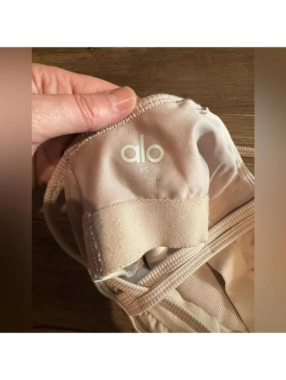 Alo Yoga ALOSOFT RIBBED CROP CALM TANK - Dusty Pink XS
